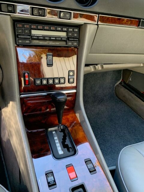 1988 Mercedes-Benz 500-Series 560 SL - photo 8
