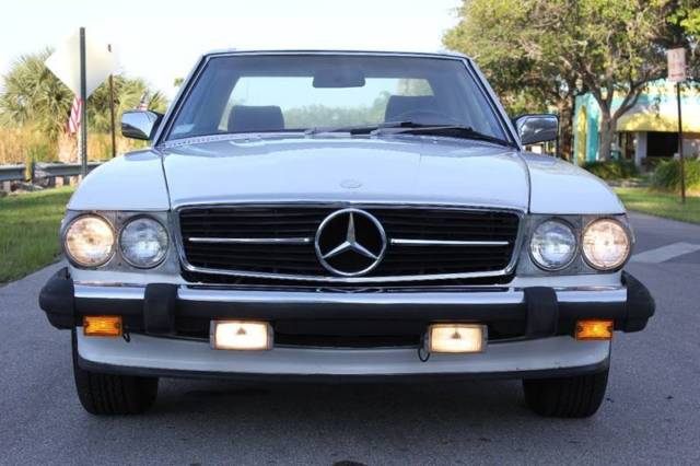 1988 Mercedes-Benz 500-Series 560 SL 2dr Convertible - photo 5