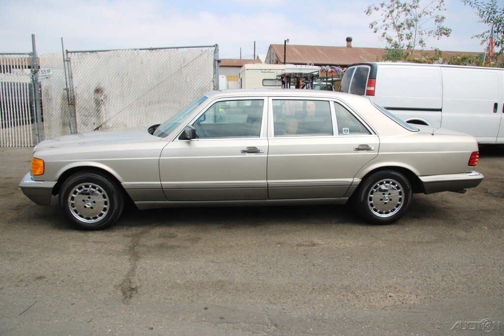 1988 Mercedes-Benz 500-Series 560 SEL - photo 3