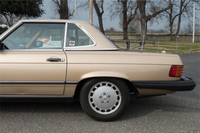 1988 Mercedes-Benz 500-Series 560SL - photo 4