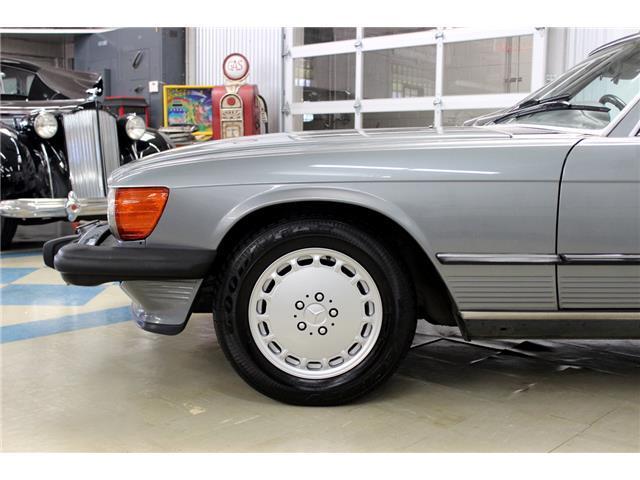 1988 Mercedes-Benz 500-Series 560SL - photo 7