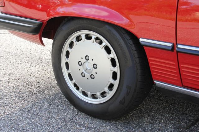 1988 Mercedes-Benz 500-Series 560SL - photo 9