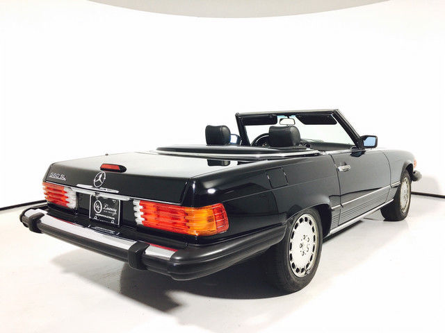 1988 Mercedes-Benz 500-Series 560SL - photo 3