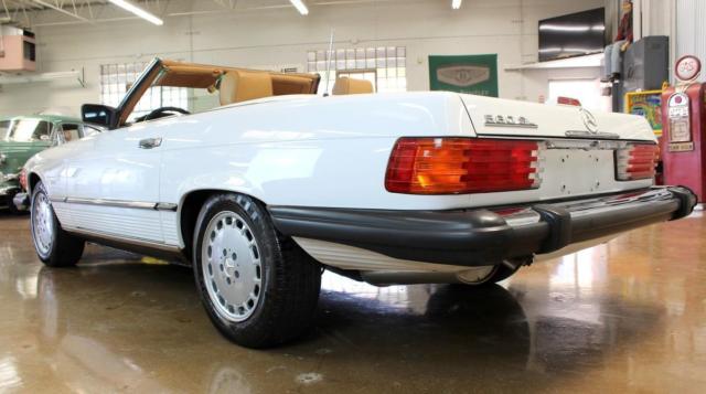 1988 Mercedes-Benz 500-Series 560SL - photo 4