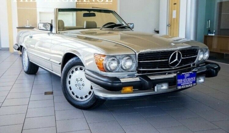 1988 Mercedes-Benz 560 SL 2 Door Roadster Excellent Condition 1988 Mercedes-Benz SL-Class SL