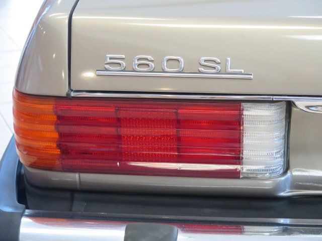 1988 Mercedes-Benz 560 SL LEATHER - photo 3