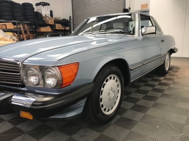 1988 Mercedes-Benz 500-Series 560 SL - photo 12