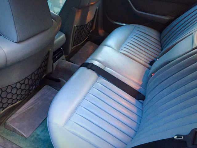 1988 Mercedes-Benz 500-Series 4 door - photo 8