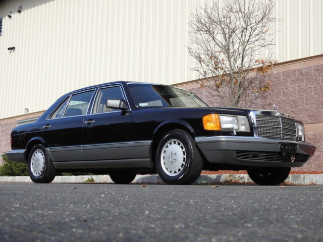 1988 Mercedes-Benz 500-Series Base Sedan 4-Door - photo 2