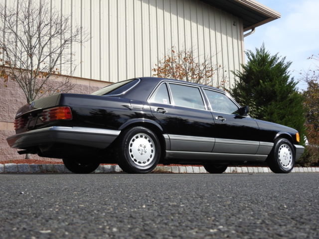 1988 Mercedes-Benz 500-Series Base Sedan 4-Door - photo 7