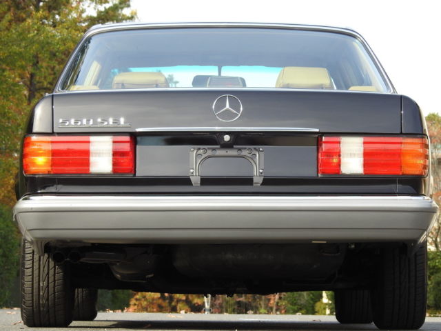 1988 Mercedes-Benz 500-Series Base Sedan 4-Door - photo 7