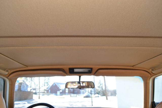 1988 Mercedes-Benz 500-Series 560SEL - photo 12