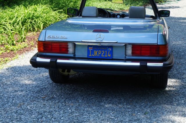 1988 Mercedes-Benz SL-Class 560 SL - photo 3
