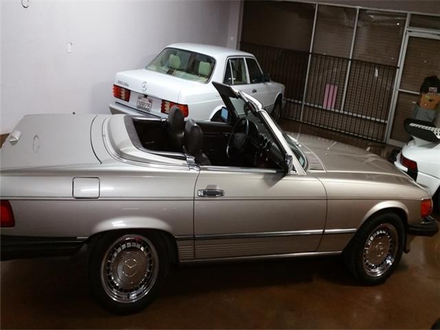 1988 Mercedes-Benz 500-Series 560SL - photo 11