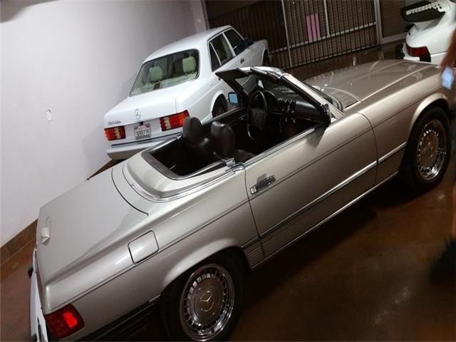 1988 Mercedes-Benz 500-Series 560SL - photo 4
