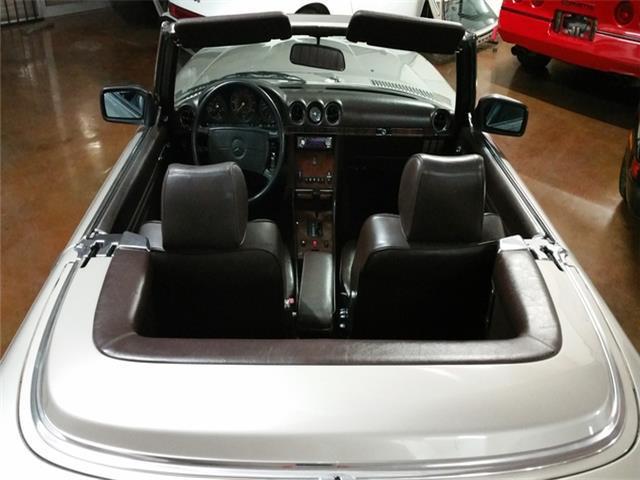 1988 Mercedes-Benz 500-Series 560SL - photo 9