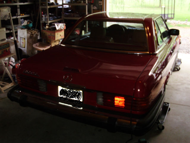 1988 Mercedes-Benz SL-Class 2-DOOR COUPE CONVERTIBLE - photo 2