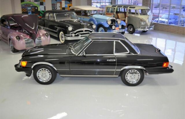 1988 Mercedes-Benz SL-Class Mercedes-Benz 560SL, 33k Miles - photo 4