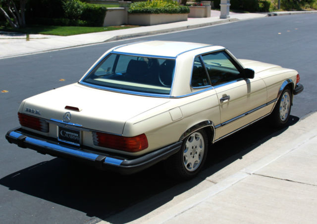 1988 Mercedes-Benz 500-Series 560 Series 2dr Coupe 560SL Roadster - photo 2