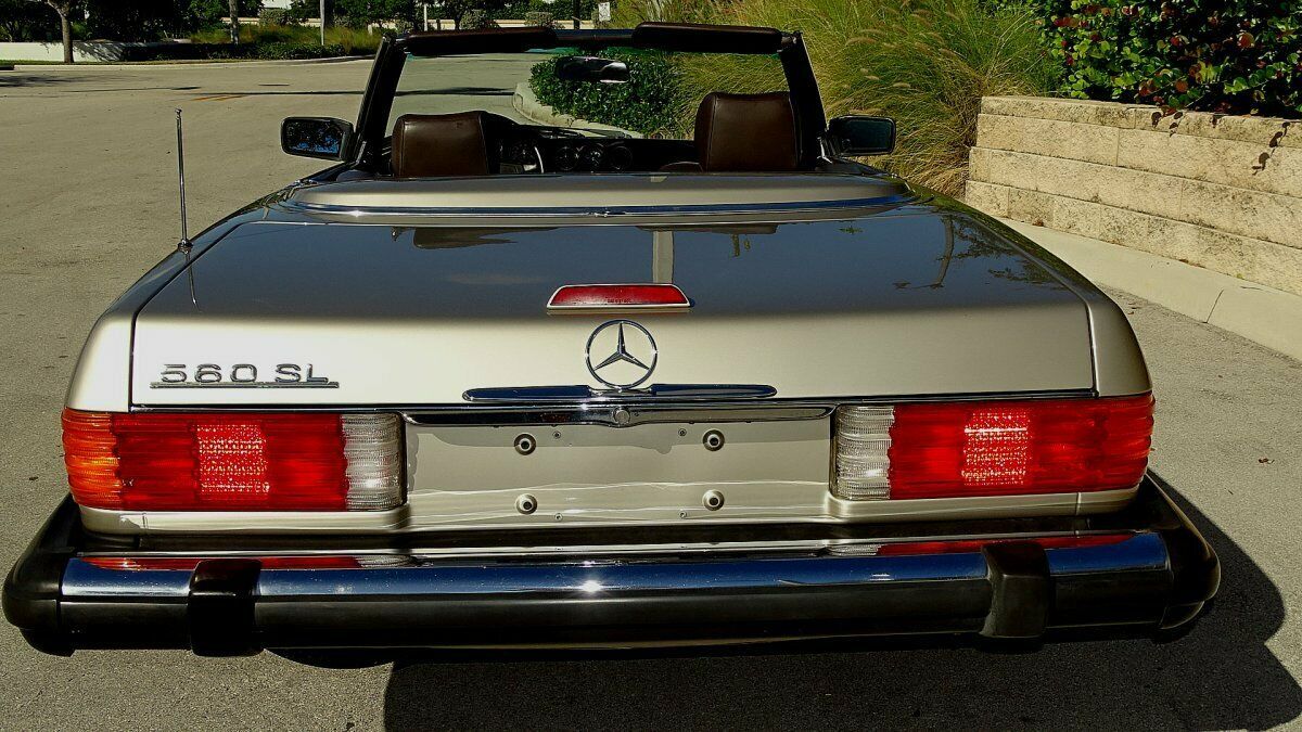 1988 Mercedes-Benz SL-Class LOW MILES - photo 12