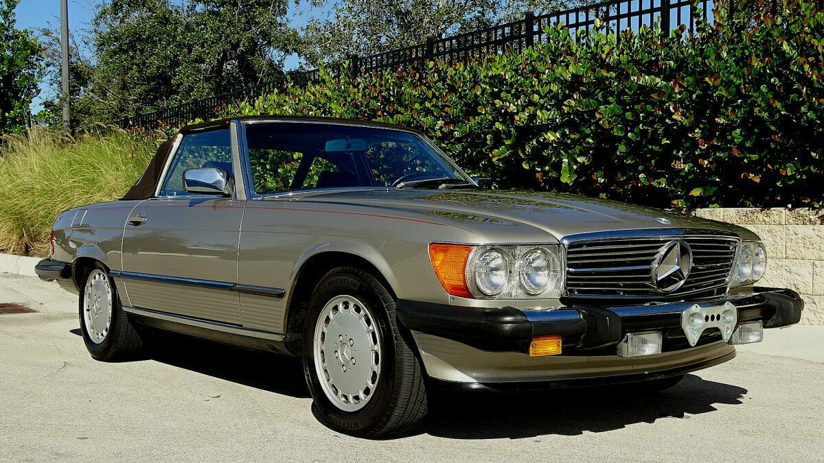 1988 Mercedes-Benz SL-Class LOW MILES - photo 9