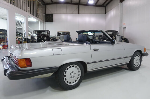 1988 Mercedes-Benz 500-Series 560SL Roadster - photo 4