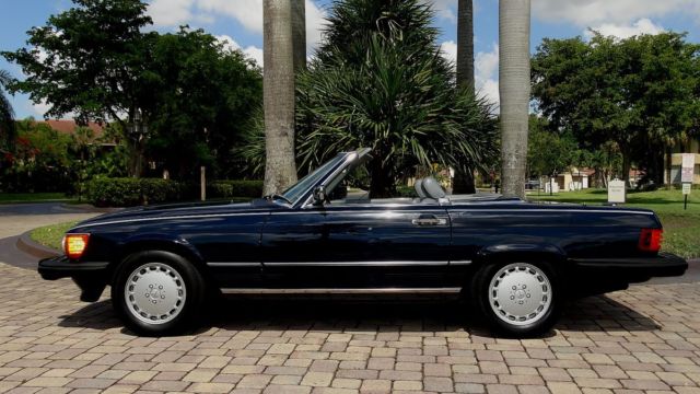 1988 Mercedes-Benz SL-Class 560SL ROADSTER - photo 2
