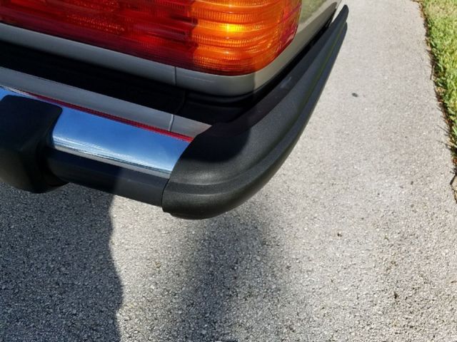 1988 Mercedes-Benz 500-Series 560 SL - photo 11
