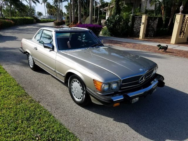 1988 Mercedes-Benz 500-Series 560 SL - photo 2