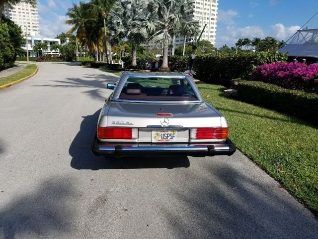 1988 Mercedes-Benz 500-Series 560 SL - photo 7