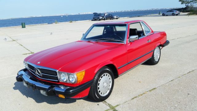 1988 Mercedes-Benz SL-Class 560SL CONVERTIBLE