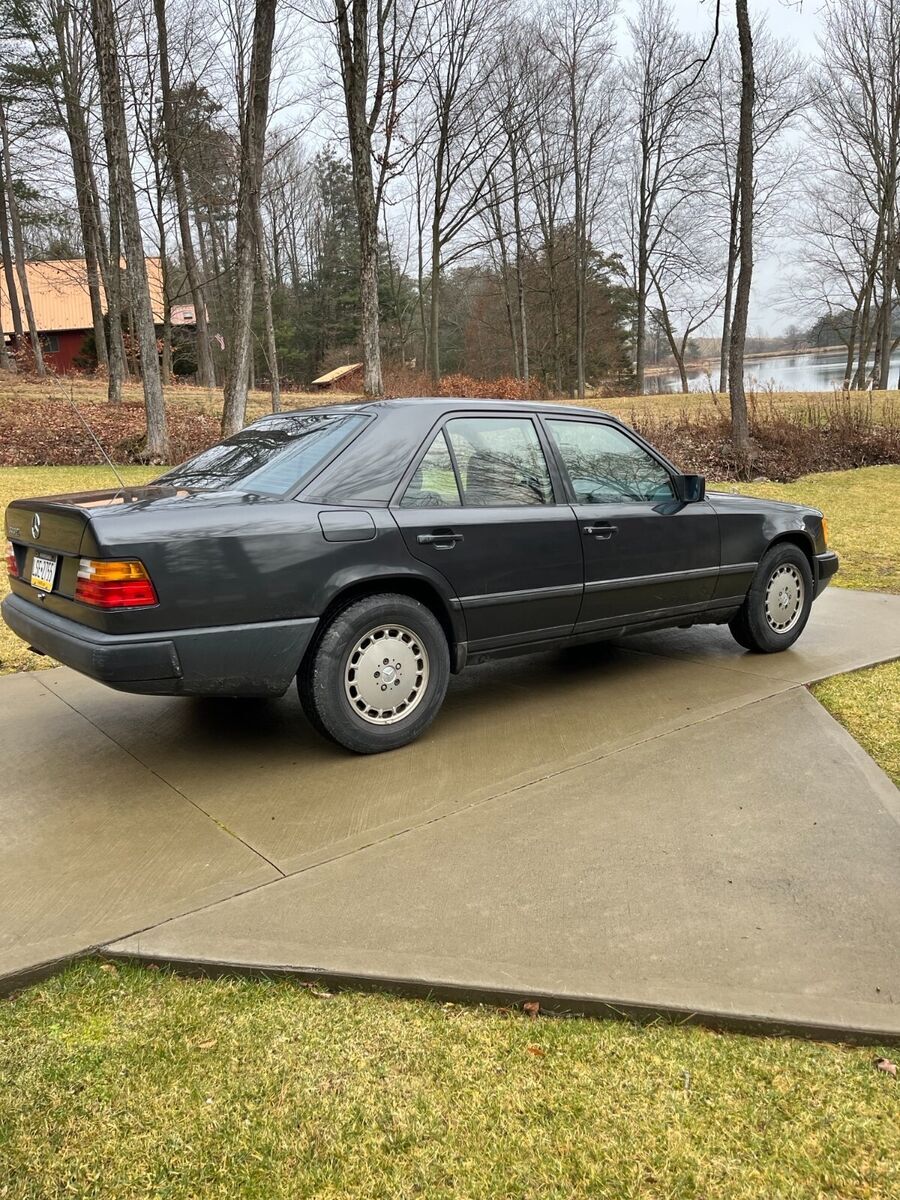 1988 Mercedes-Benz 300 - photo 3