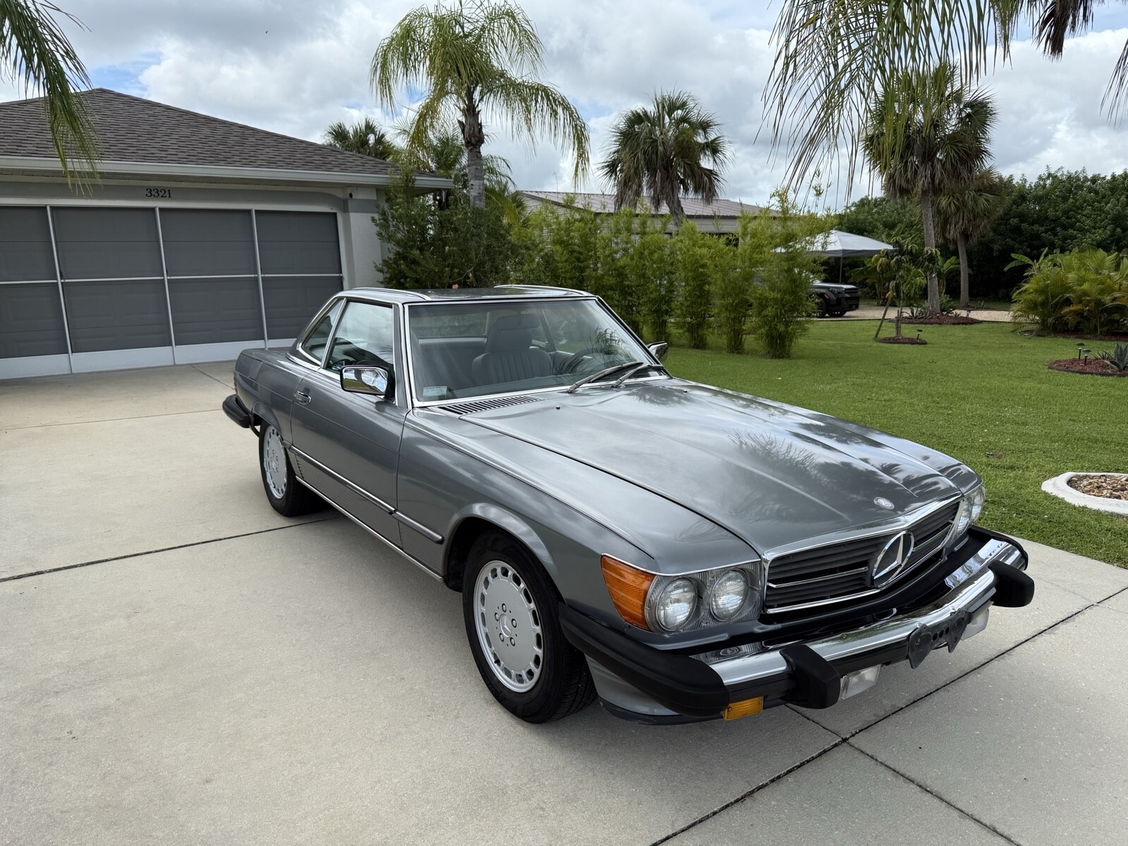 1988 Mercedes-Benz SL-Class 560 SL - photo 3