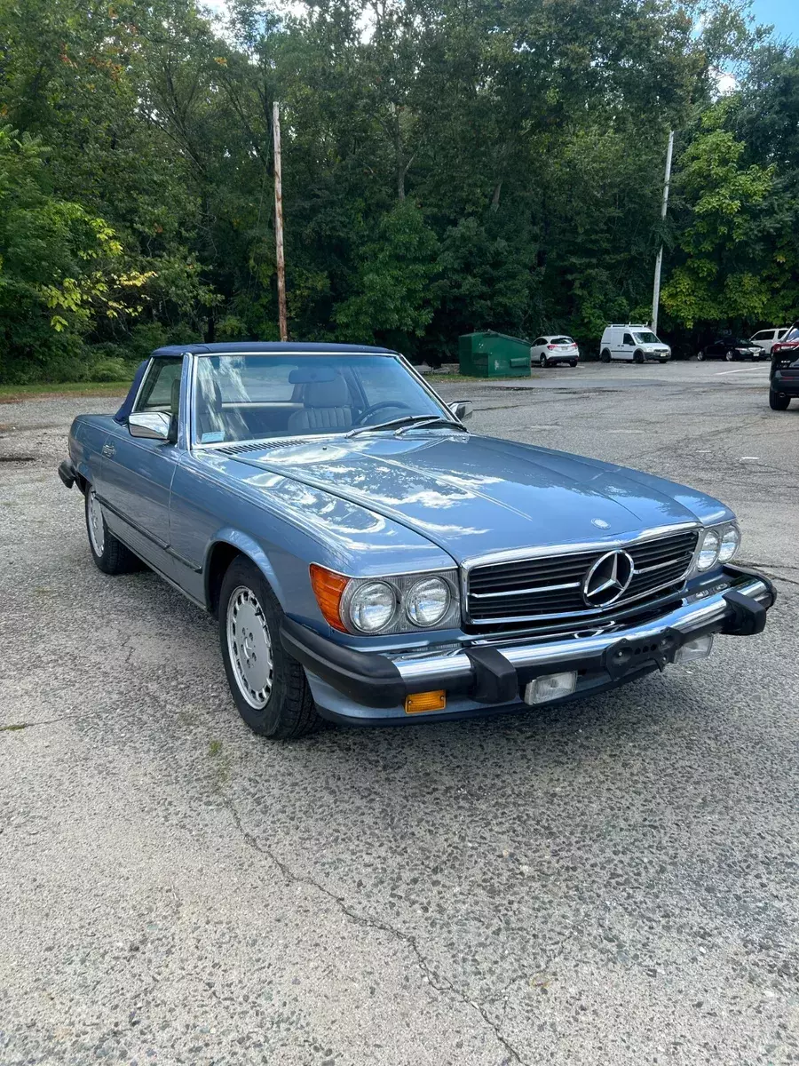 1988 Mercedes-Benz SL-Class R107 560SL Roadster Convertible 50K Miles 1 Owner 1988 Mercedes-Benz SL-Class R107 560SL Roadster Convertible