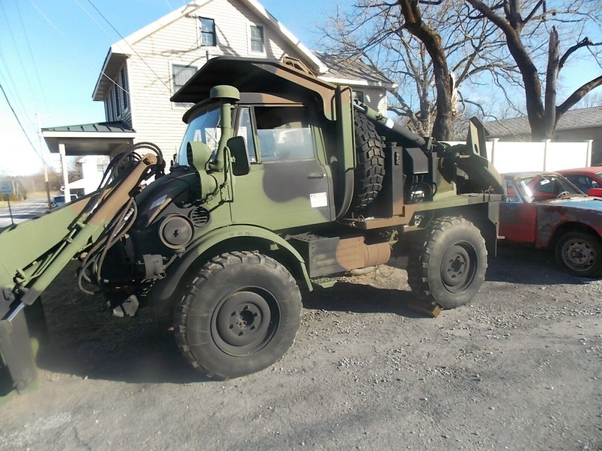 1988 Mercedes-Benz Unimog - photo 2