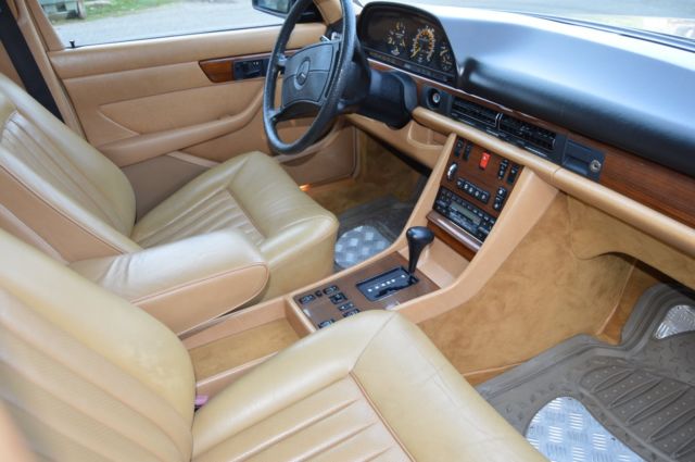 1988 Mercedes-Benz 300-Series - photo 2