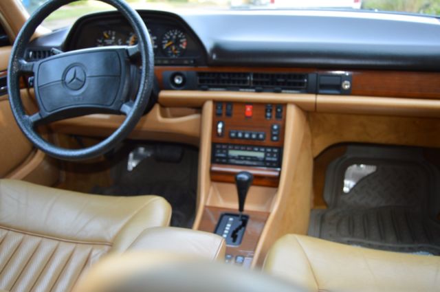1988 Mercedes-Benz 300-Series - photo 9