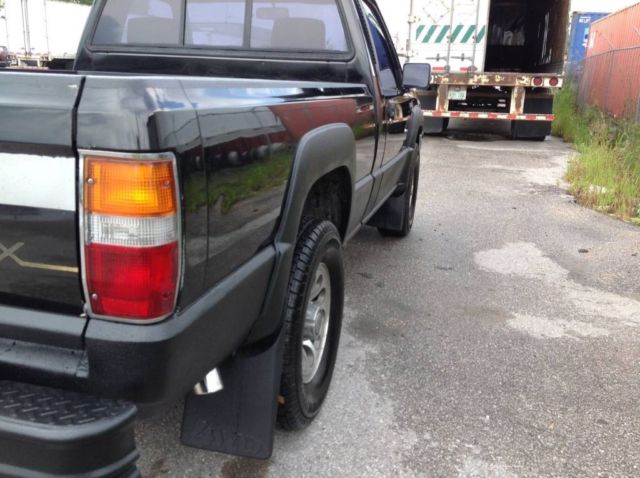 1988 Mitsubishi L200 MIGHTY MAX SPX 4X4 5 SPEED 4 CYLINDERS - photo 10