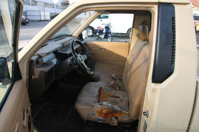 1988 Mitsubishi Mighty Max - photo 10
