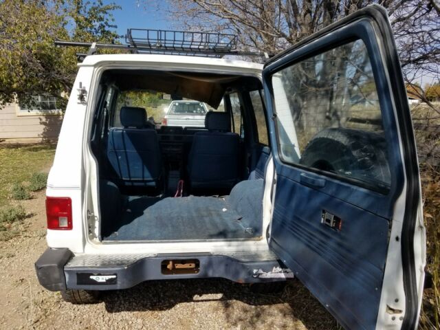 1988 Mitsubishi Montero - photo 10