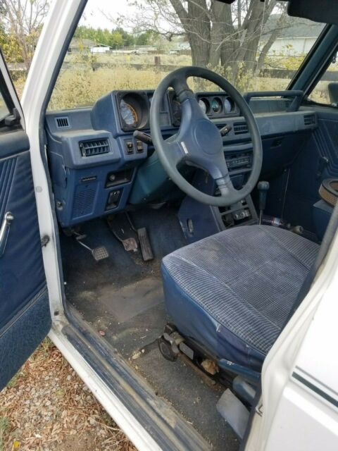 1988 Mitsubishi Montero - photo 2
