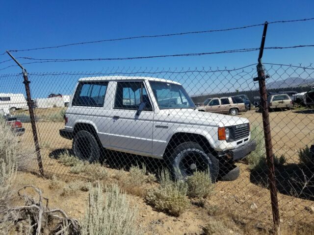 1988 Mitsubishi Montero - photo 4