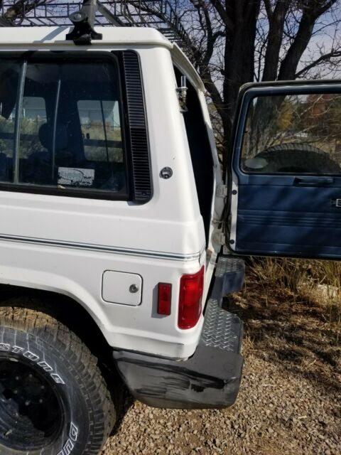 1988 Mitsubishi Montero - photo 7