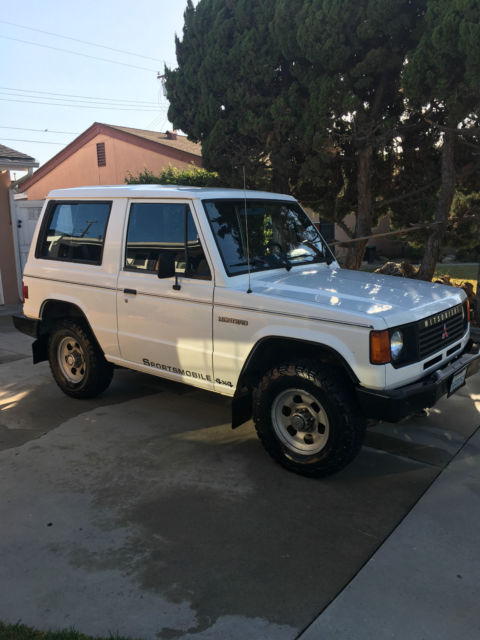 1988 Mitsubishi Montero Sport - photo 2