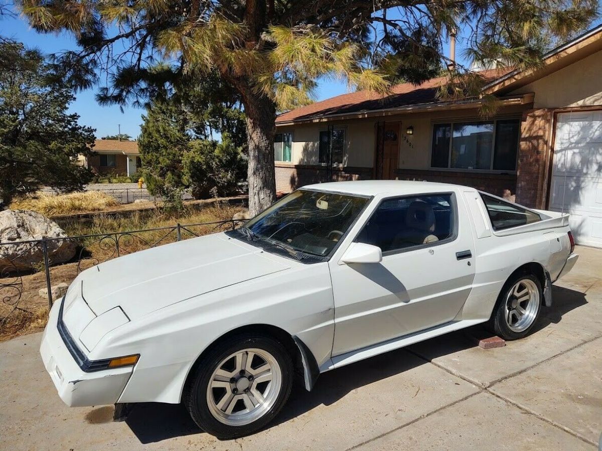 1988 Mitsubishi Starion