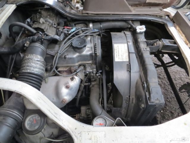 1988 Mitsubishi Other Base Standard Passenger Van 3-Door - photo 8