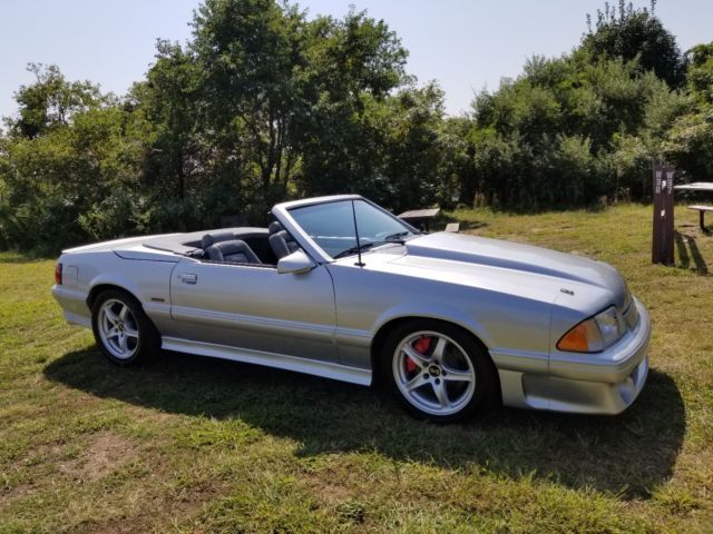 1988 Ford Mustang CONVERTIBLE - photo 3