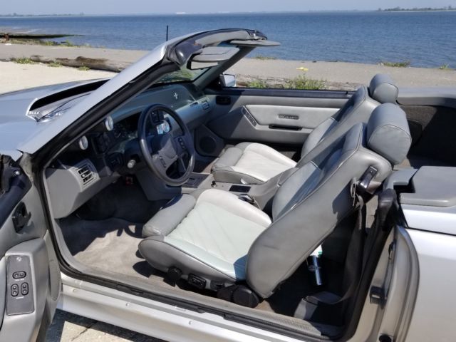 1988 Ford Mustang CONVERTIBLE - photo 6
