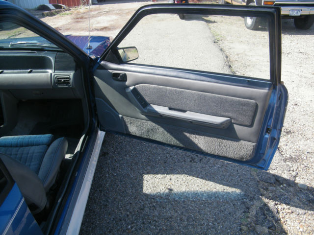 1988 Ford Mustang GT - photo 13