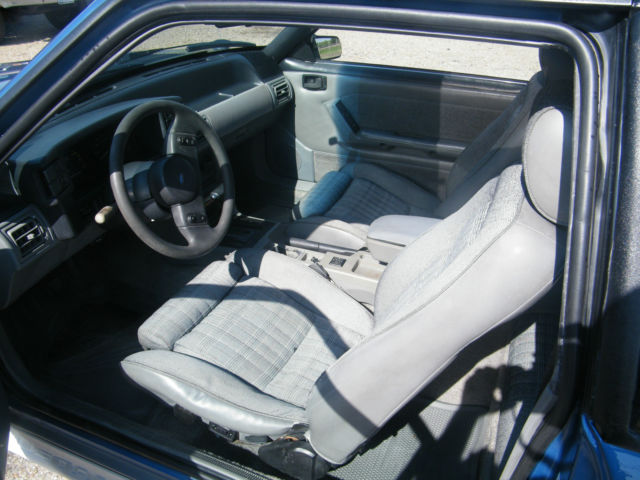 1988 Ford Mustang GT - photo 9
